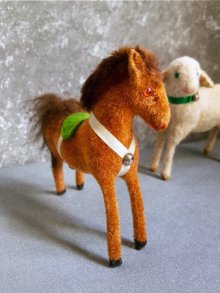 他の写真1: 赤い眼をした栗毛　サラブレッド　お猿さんのラベル　ワグナー社 　Wagner  MAX CARL