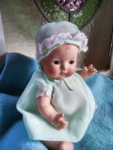 他の写真1: ボンネットベビー　ガラス目のビスクドール　２０ｃｍ