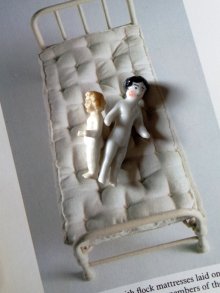他の写真3: フローズンシャーロット　ミニチュア　人形遊び　１９世紀　アンティーク　　　　　
