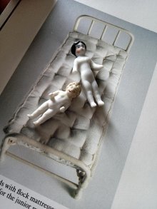 他の写真2: フローズンシャーロット　ミニチュア　人形遊び　１９世紀　アンティーク　　　　　