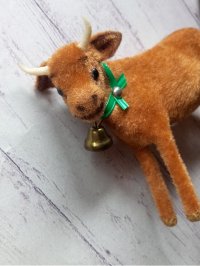 カウベルをさげた牛　ワグナー　WAGNER　kunstlerschutz　ハンドメイドアニマル