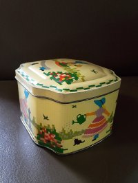 トフィー缶　イギリスのお菓子缶　