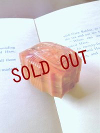 リングボックス　コーラルカラーのセルロイド　指輪ケース