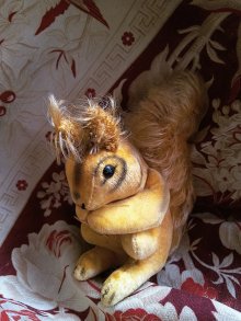 他の写真1: 冬じたくに忙しいリス　ベルベット　９ｃｍ　シュタイフ　５０年代　
