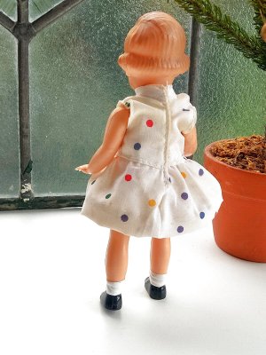 画像5: 青い目の巻き毛の女の子　ドイツのリジードール　１．