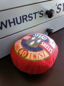 他の写真3: ピンクッション　SYLKO　英国　ヴィンテージ 　針さし　ソーイングコレクション