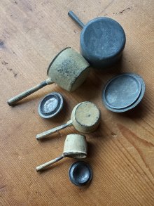 他の写真3: ミニチュア　アンティークのソースパン　鍋　セット　ドールハウス　　