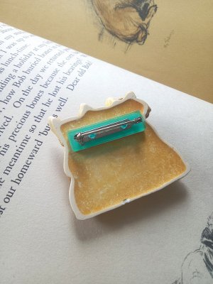 画像4: ３びきのねこ　ブローチ　きれいなアイボリーの風合い