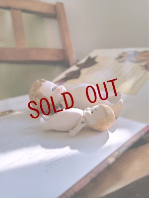 手前の子です。