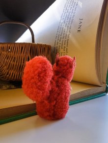 他の写真1: ポンポンりす　毛糸玉　ヴィンテージ　テラコッタ　あかね色