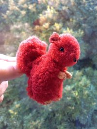 ポンポンりす　毛糸玉　ヴィンテージ　テラコッタ　あかね色