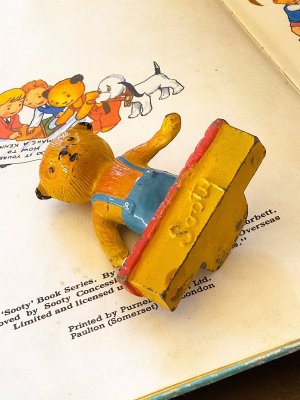 画像2: スーティー　メタルフィギア　SOOTY　from  LONDON　　