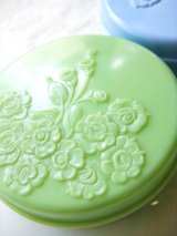 花模様のケース ライムグリーン
