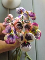 ８本のヴィオラのパーツ　ヴィンテージ　花束にして！　