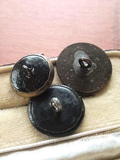画像1: 扇子をもつ婦人　３種ボタンセット　アンティーク　　　