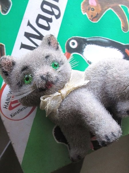 画像1: 灰色猫さん　ワグナー社　トイアニマル　グレーキャット  旧西ドイツ　WAGNER (1)