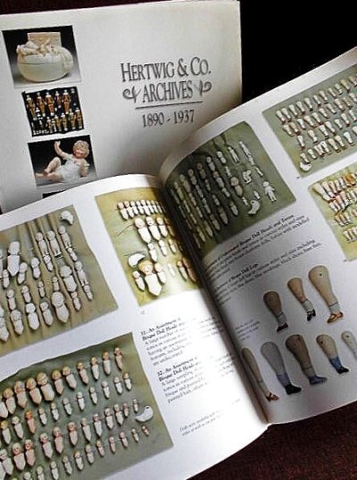 画像1: ヘルトヴィッヒ　ドールのコレクターブック　HERTWIG　オールビスク　チャイナドール　　