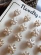 画像3: 真珠色の小さなボタン 　花の形　デッドストック　３０年代 (3)