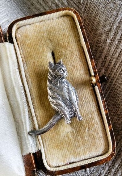 画像3: お座り猫のブローチ　スターリングシルバー　アクセサリー (3)