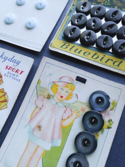 画像3: HAPPY PRICE！ 古い時代のボタン　オリジナルカード　４種セット　B