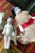 画像1: 白いミニチュアドール　フローズンシャーロット ２体　人形遊び 　１９世紀　　　　　　 (1)