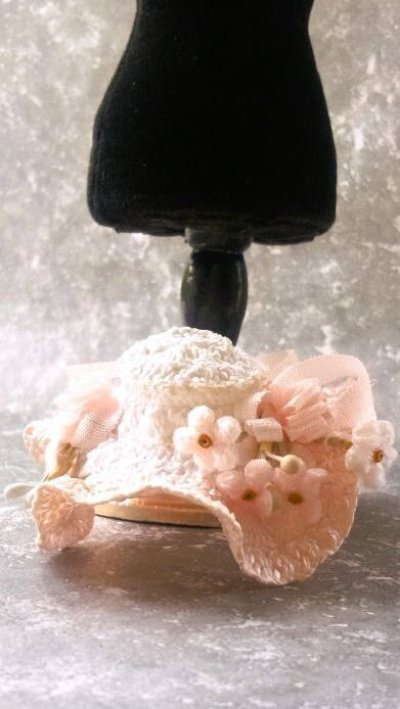 画像1: ピンクのフラワーハット　C　人形用    麦わら帽子  ミニチュアサイズ　