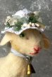 画像1: 白のフラワーハット　A　人形用    麦わら帽子  　ミニチュアサイズ　 (1)