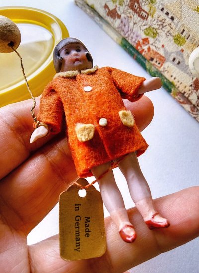 画像1: アールデコのフラッパーお嬢さん　オールビスクドール　７，５ｃｍ　人形の家