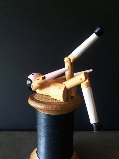 画像1: ペグドール　オランダ人形　５，２ｃｍ　from  LONDON　人形の家　