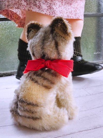 画像1: HAPPY PRICE！　お座り猫さん　SUSI　シュタイフ　キャット　１０ｃｍ　