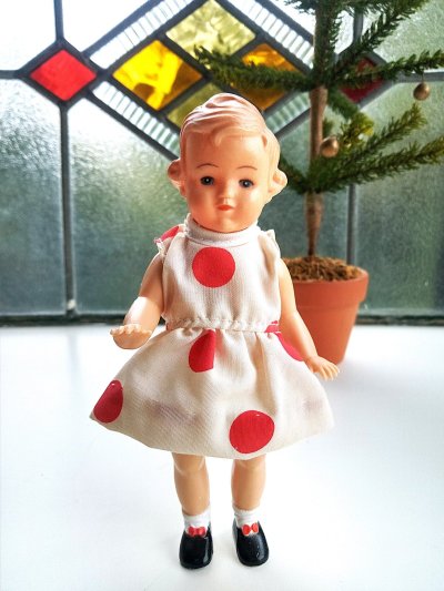 画像2: 青い目の巻き毛の女の子 ドイツ生まれのリジードール 2.