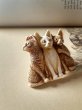 画像2: ３びきのねこ　ブローチ　きれいなアイボリーの風合い (2)