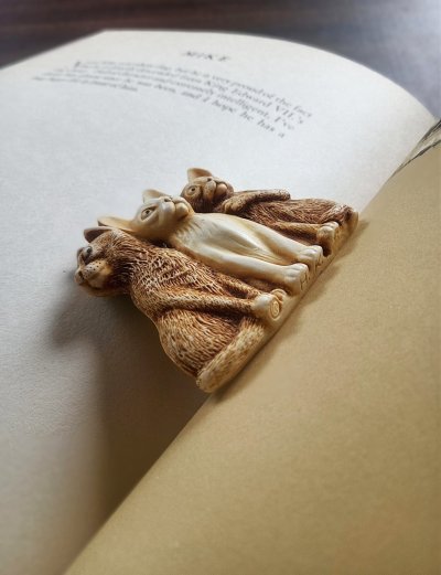 画像3: ３びきのねこ　ブローチ　きれいなアイボリーの風合い