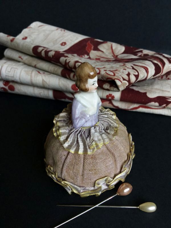 アンティークハーフドール ピンクッションドール ドイツ 陶器人形 置物 