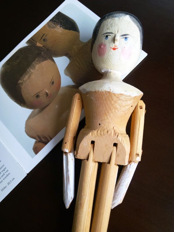 器量よしのペグドール　アンティーク　２９ｃｍ 　人形の家　ウッデンドール