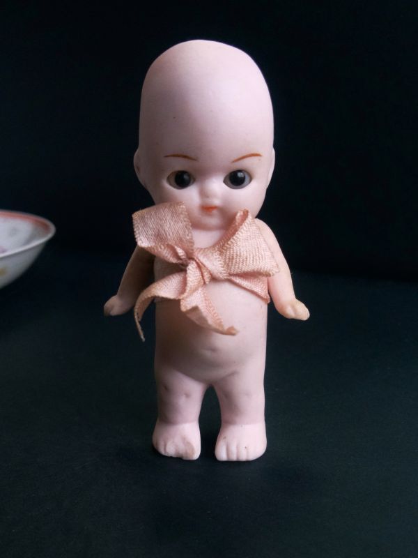 新作本物保証ビスクドール キューピー オールビスク 赤ちゃん 天使 陶器 人形 ビスクドールを卵 ビスクドール